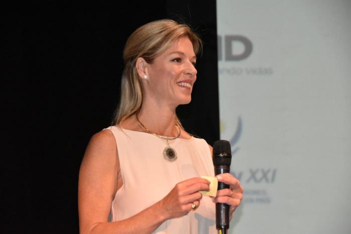 Lorena Ponce de León encabezó primer seminario de Sembrando en Montevideo