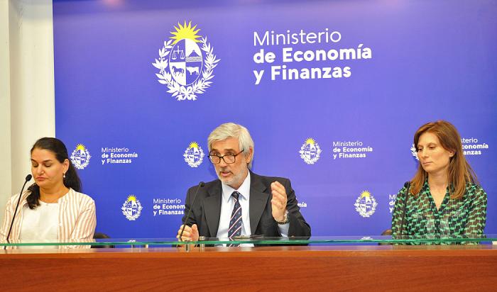 Conferencia de prensa de autoridades del Ministerio de Economía y Finanzas