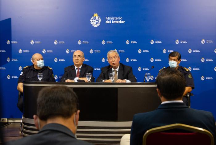 Ministro del Interior, Luis Alberto Heber, presentó cifras de criminalidad del año 2021