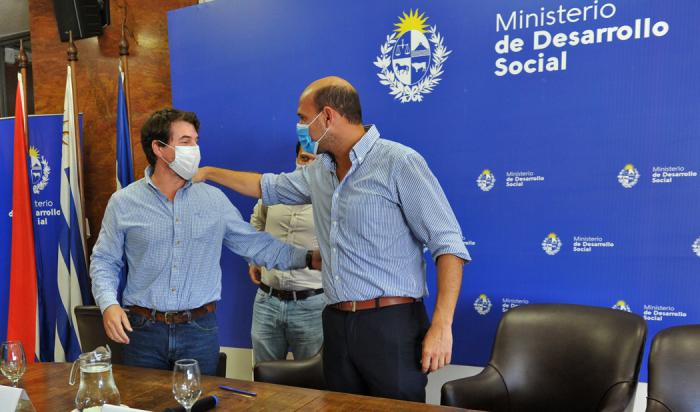 Mides firmó acuerdo que posibilita la inserción laboral temporal de 50 personas al mes
