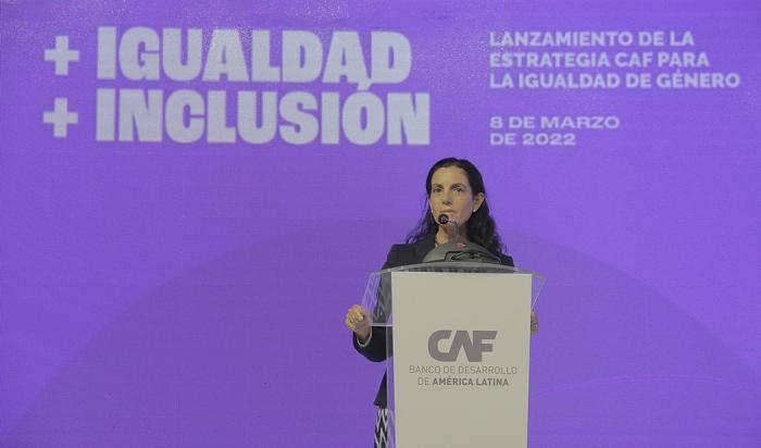 Arbeleche abogó por un cambio cultural con igualdad de oportunidades para mujeres y hombres
