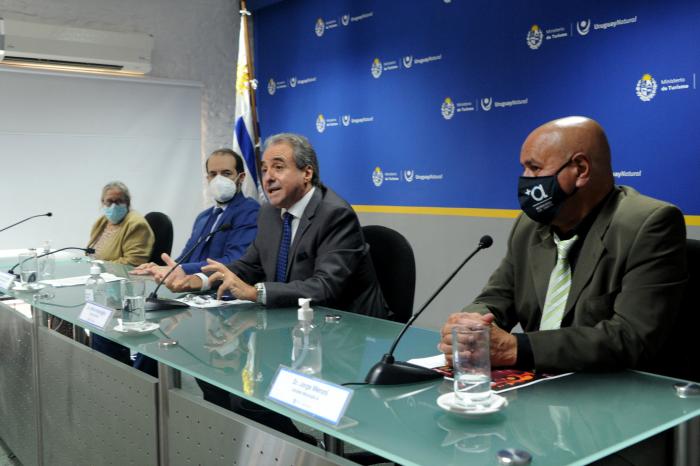 Turismo presentó nueva edición de la Fiesta del Río y la Convivencia en Santiago Vázquez