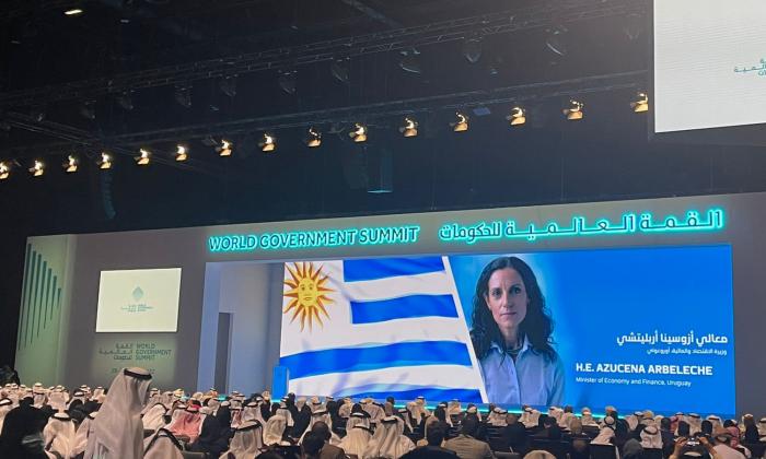 Arbeleche recibió premio a la mejor ministra de Estado por la World Government Summit Organization