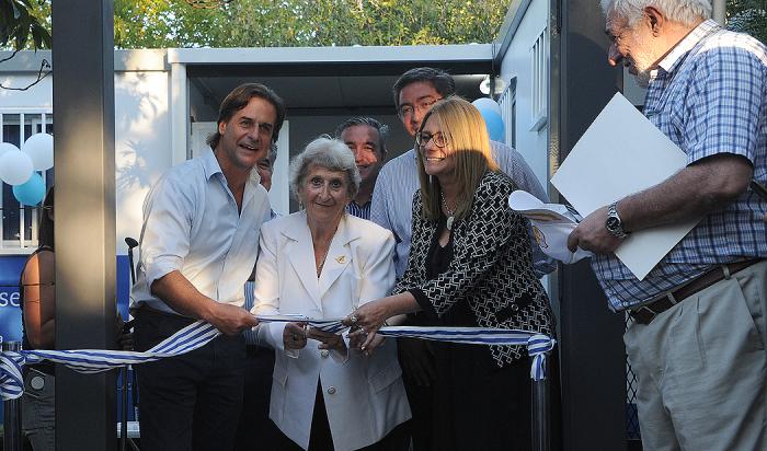 Lacalle Pou inaugura policlínica de ASSE en localidad salteña Colonia Harriague