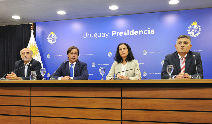 El presidente Luis Lacalle Pou anunció medidas económicas en conferencia de prensa