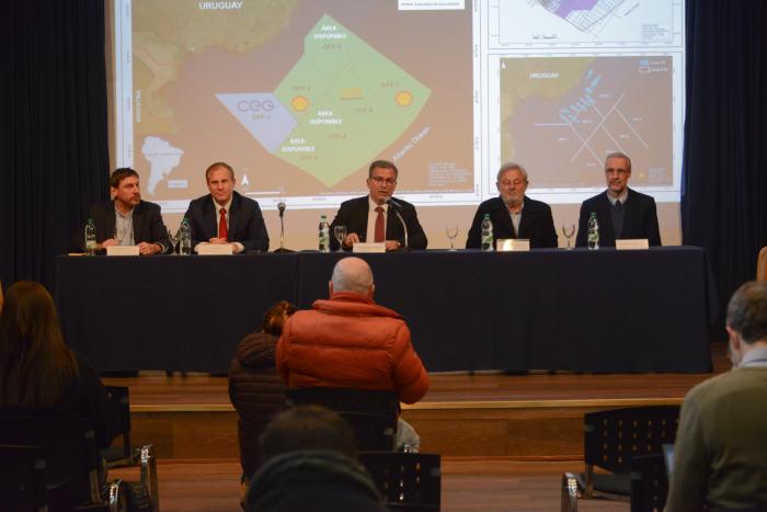 Ancap adjudicó 3 bloques de plataforma continental para buscar petróleo y gas