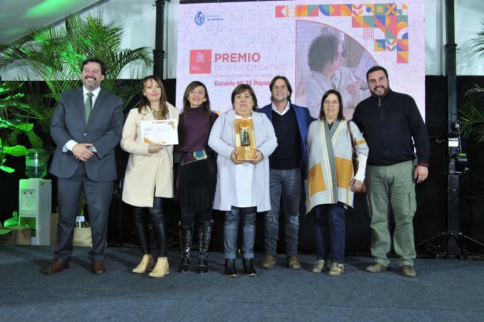 Lacalle Pou entregó el Premio Nacional de Ambiente “Uruguay Sostenible” 2022