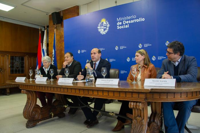 Mides y Oficina Nacional del Servicio Civil presentaron acciones para el cumplimiento de la cuota de