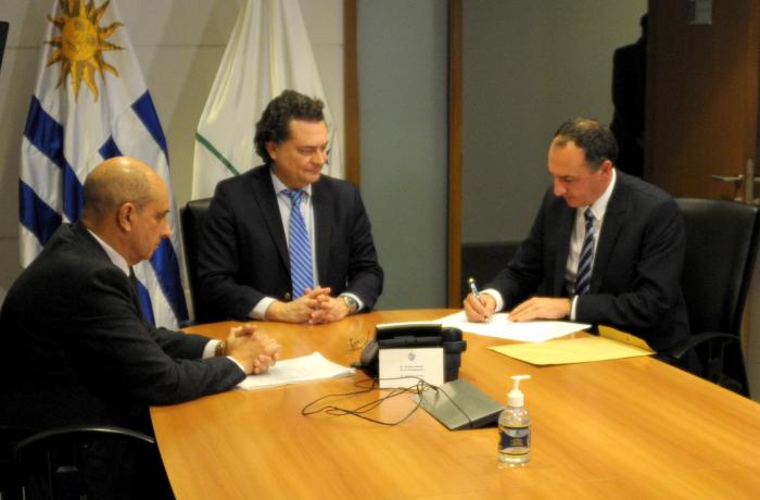 La Junta Nacional de Drogas rubricó un convenio con la Comisión Técnico-Mixta de Salto Grande