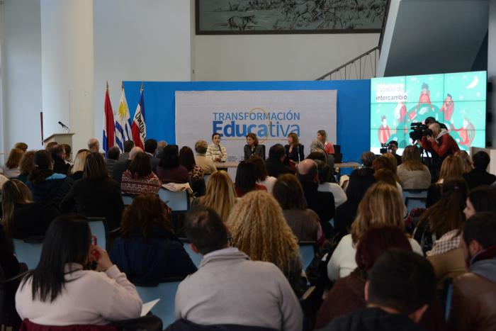 ANEP comenzó elaboración de programas de nueva propuesta curricular