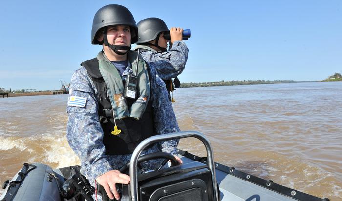 García observó en Salto despliegue de efectivos del Ejército, Armada Nacional y Fuerza Aérea que pat