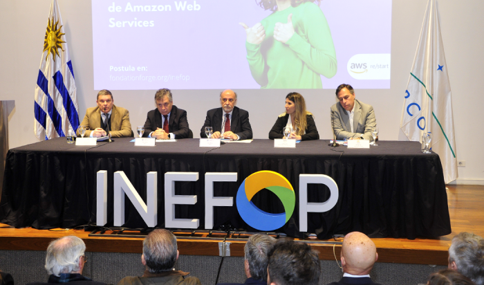 Jóvenes desempleados accederán gratis a capacitación virtual en tecnologías de la información