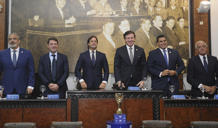 Lacalle Pou resaltó acuerdo entre países para organizar la Copa Mundial de la FIFA 2030