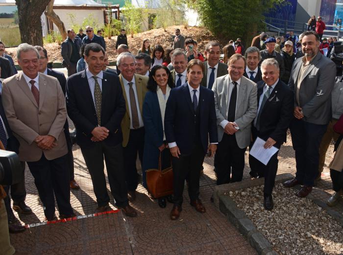 Presidente Lacalle Pou mantuvo encuentro con la Asociación Rural del Uruguay