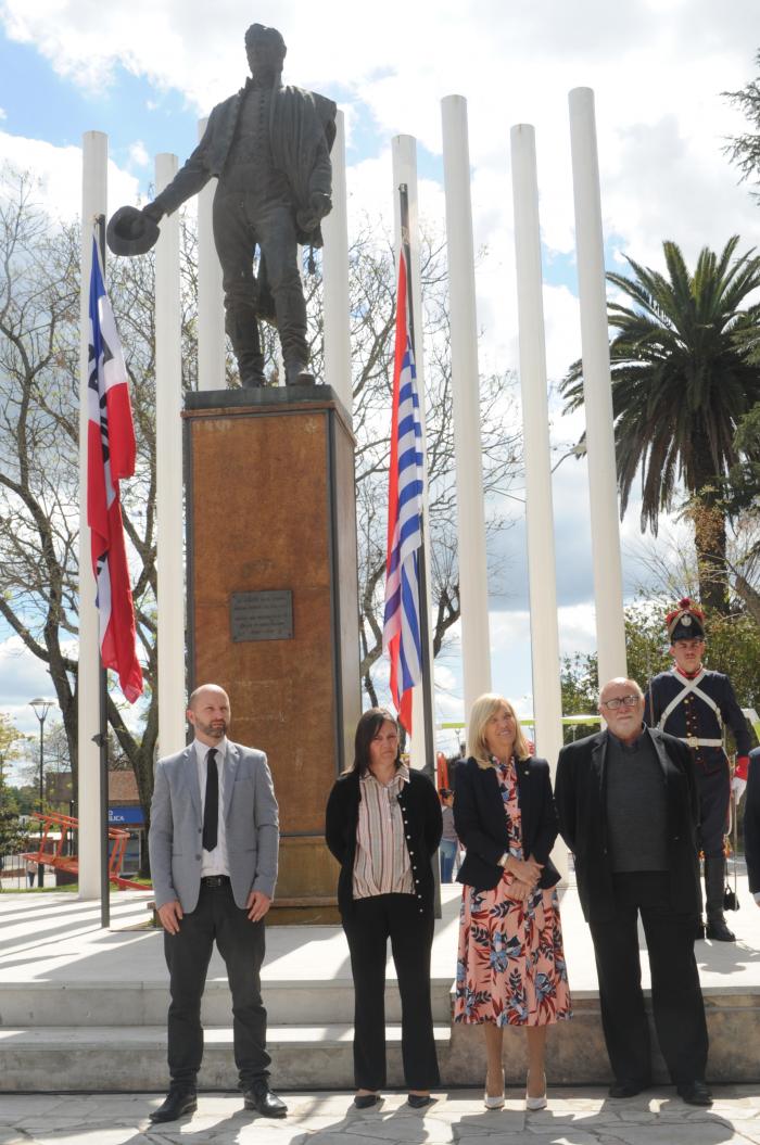 Conmemoración de un nuevo aniversario del fallecimiento de José Gervasio Artigas
