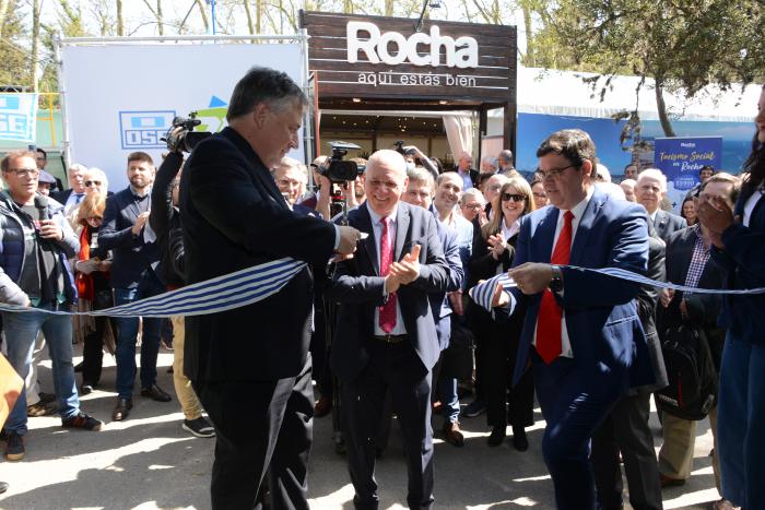 Inauguración del stand del MIEM en la Expo Prado 2022
