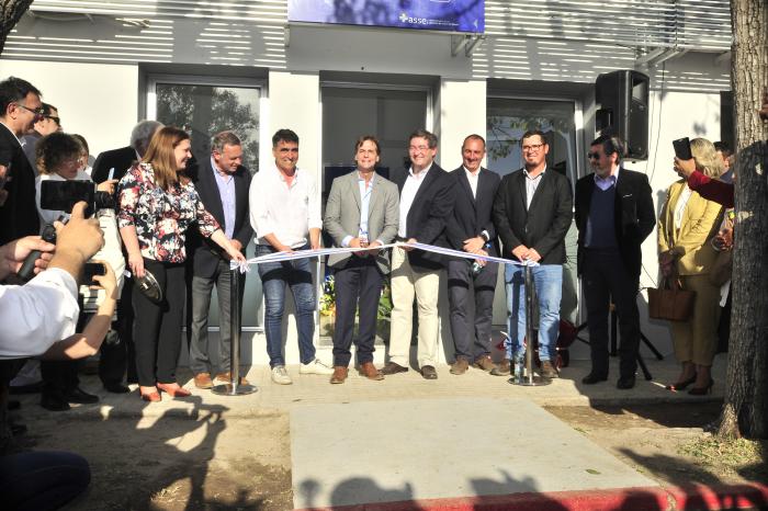 Lacalle Pou inauguró obras de policlínica de ASSE en Villa Constitución