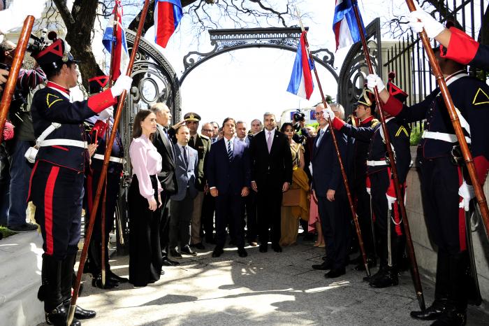 Presidente Lacalle Pou asistió a reapertura de Embajada paraguaya en Uruguay