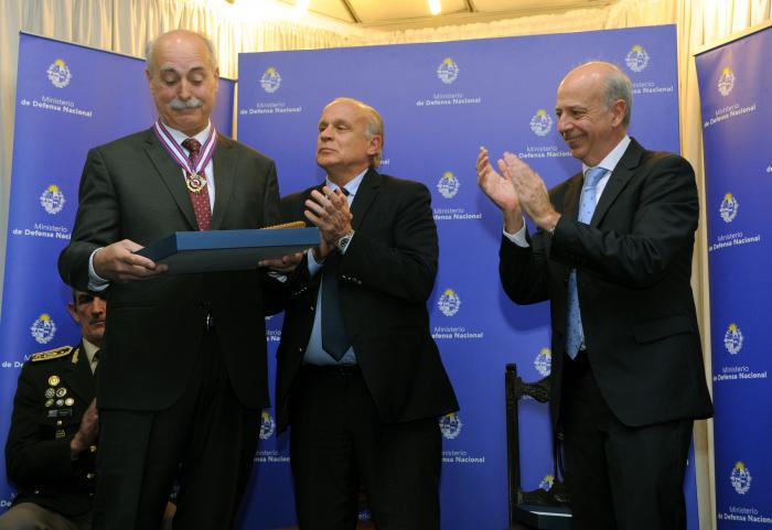Acto de reconocimiento a José Eladio Alcaín