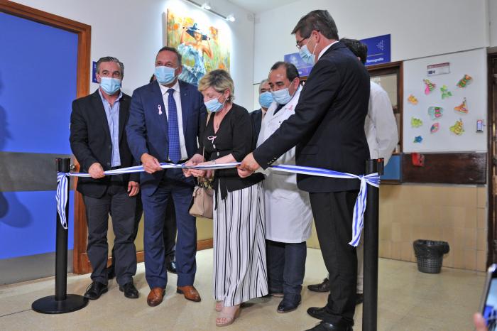 Álvaro Delgado en inauguración de área en el Instituto Nacional del Cáncer