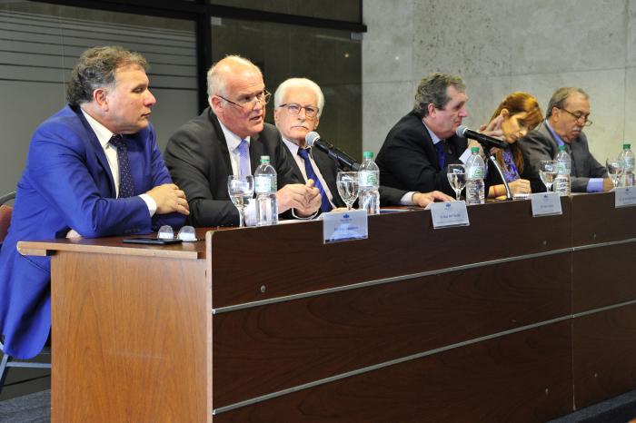 Imágenes del evento Hidrovía Laguna Merín y Conexiones Viables en la Logística de Transporte