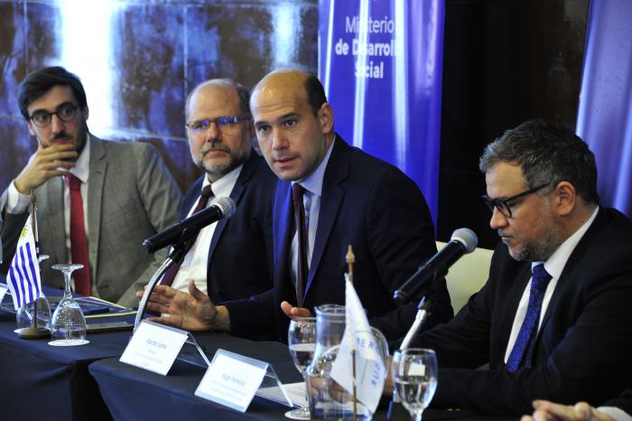 Imágenes del seminario Transferencias Monetarias y Arquitecturas Digitales para la Protección Social