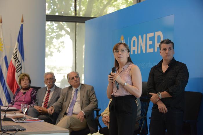 Imágenes de la presentación del Monitor Educativo de UTU