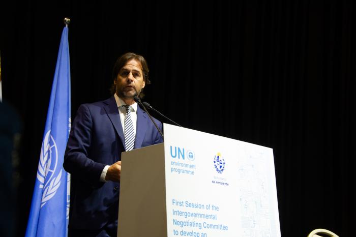 Lacalle Pou en Comité Intergubernamental de Negociación sobre Contaminación por Plásticos