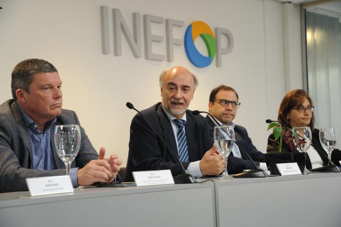 MTSS e Inefop presentaron el proyecto Mujeres en el Sector Tecnologías de la Información