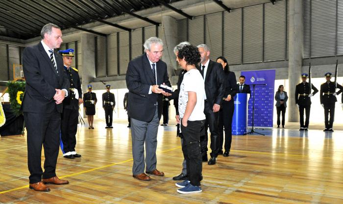 Imágenes de ceremonia de reconocimiento en el Día del Policía Caído en Cumplimiento del Deber