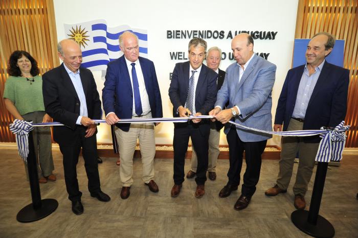 Imágenes de la inauguración de mangas, en el puerto de Colonia del Sacramento.