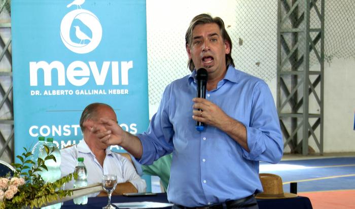 Imágenes de actividades de autoridades de Mevir en Sarandí del Yí