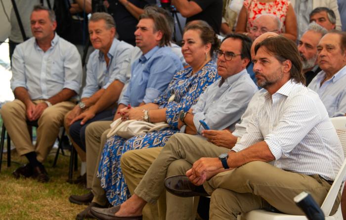 Imágenes del presidente Lacalle Pou en Expo Avícola de San Bautista