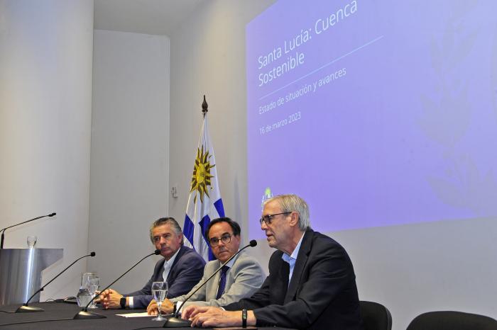 Bouvier y Montero en "Santa Lucía: cuenca sostenible. Estado de situación y avances”