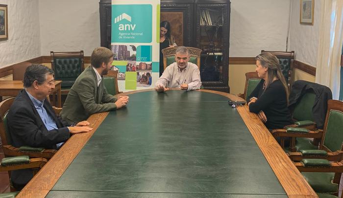 Imágenes de ANV y Ciencias Económicas impulsan proyectos de investigación académica sobre políticas