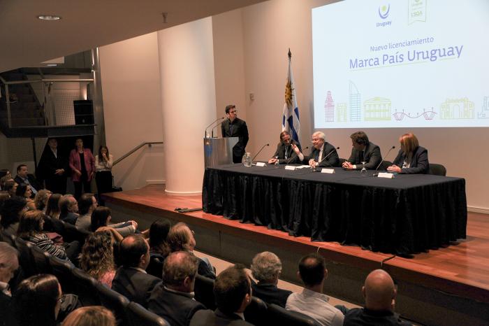 Imágenes de la presentación del nuevo licenciamiento de la marca país Uruguay