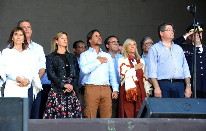 Imágenes del presidente Lacalle Pou en festival Minas y Abril