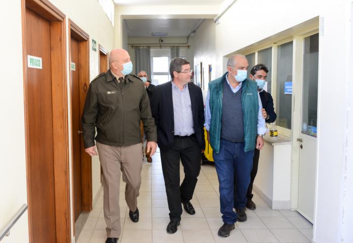 Imágenes de la visita de autoridades de ASSE a los hospitales de Flores y Durazno