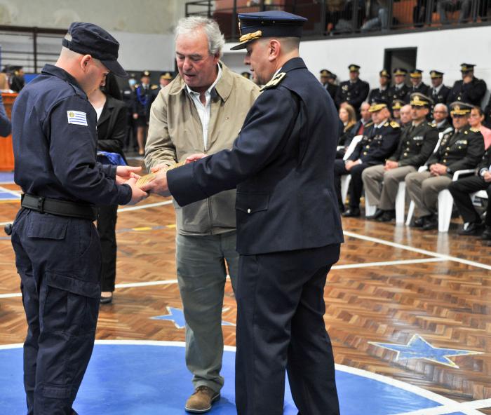 Imágenes de la ceremonia de egreso de policías en Treinta y Tres