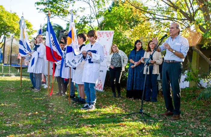 Imágenes de la inauguración del CAFF “ Tendiendo Puentes, en Young, Río Negro
