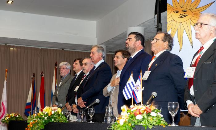 Imágenes del presidente Lacalle Pou en inauguración de L Jornadas de Buiatría