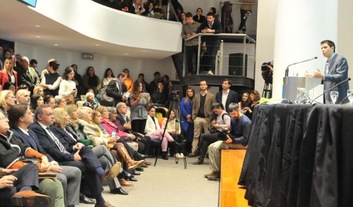 Presidente Lacalle Pou en presentación de campaña Ni Silencio Ni Tabú