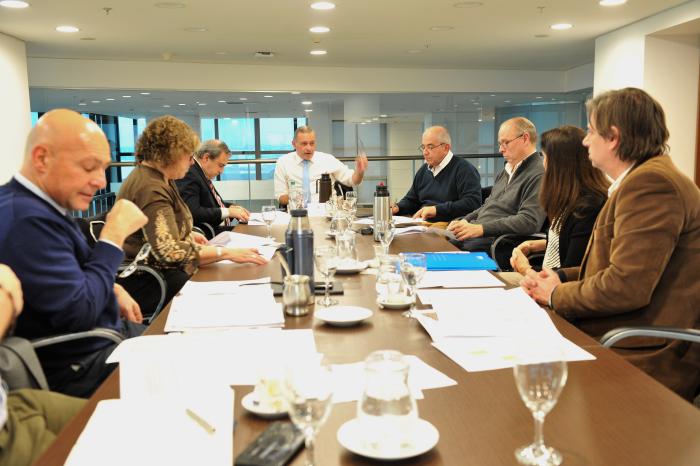 Secretario de Presidencia se reunió con autoridades respecto a plan Avanzar