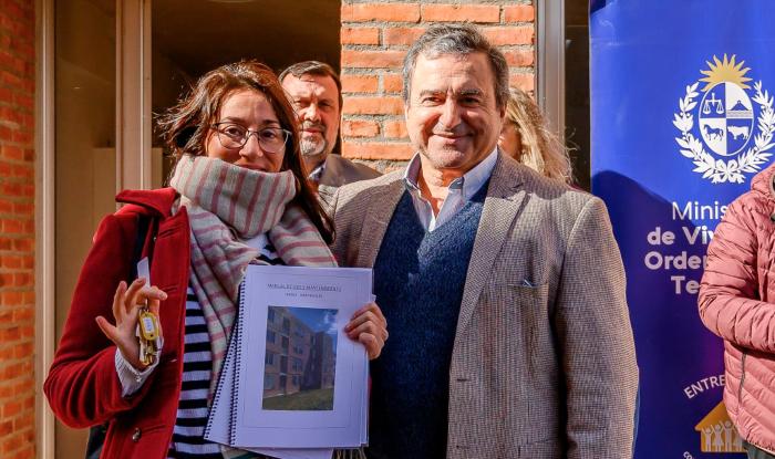 Familias del barrio Belvedere de Montevideo accedieron a sus viviendas