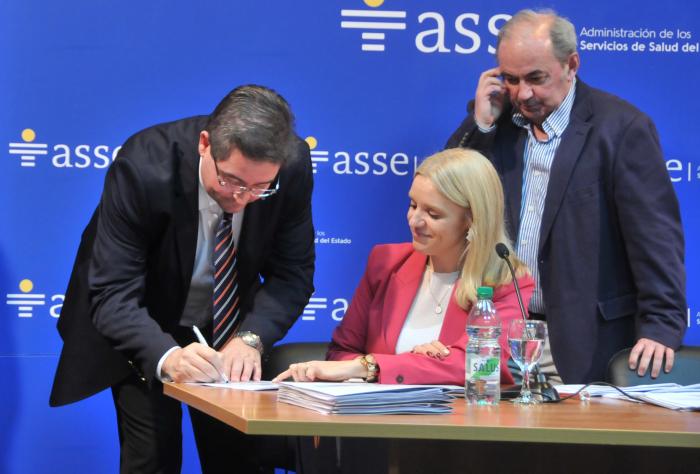 Firma de compromisos de gestión en ASSE.