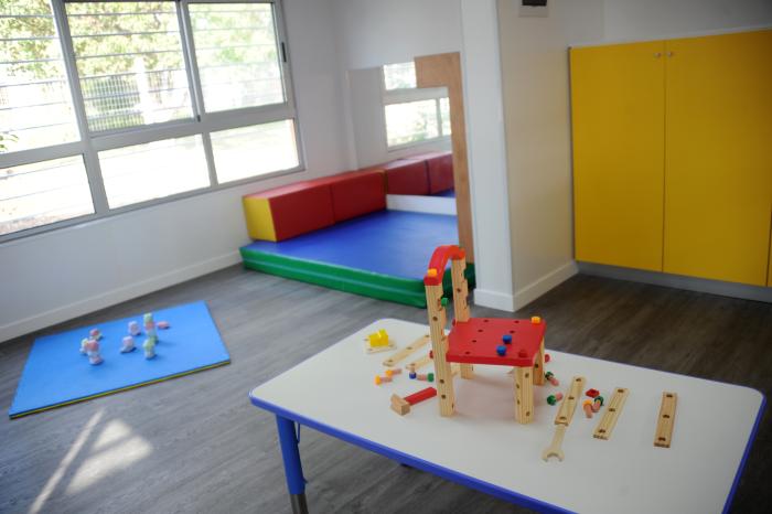 Imágenes de inauguración de salas móviles en CAIF en Canelones