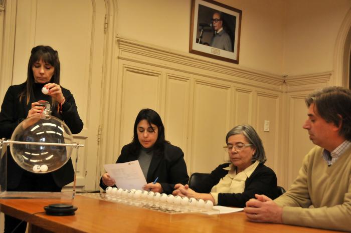 Sorteo de readjudicación de viviendas de Mevir.