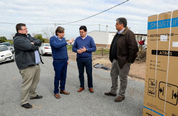 Entrega de equipamiento eficiente para plan de viviendas de Nuevo Berlin.