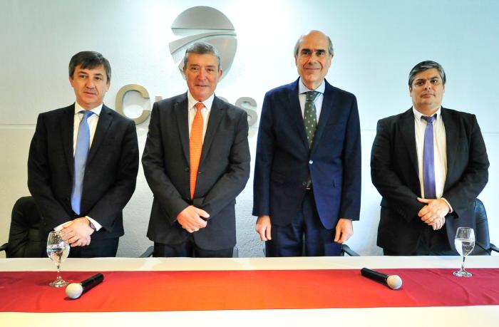 Firma de convenio entre INAU y Cutcsa.