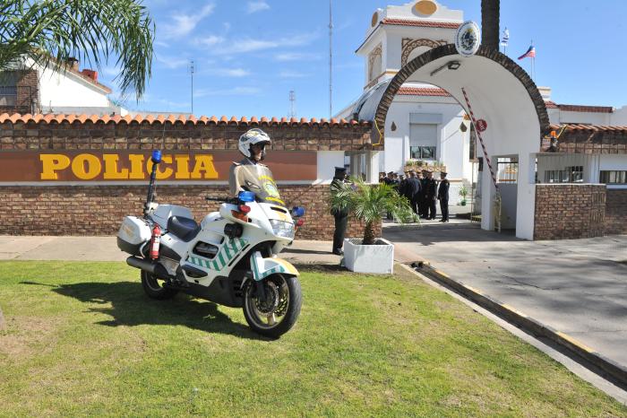 Heber presenció acto por 69.° aniversario de la creación de la Policía Caminera